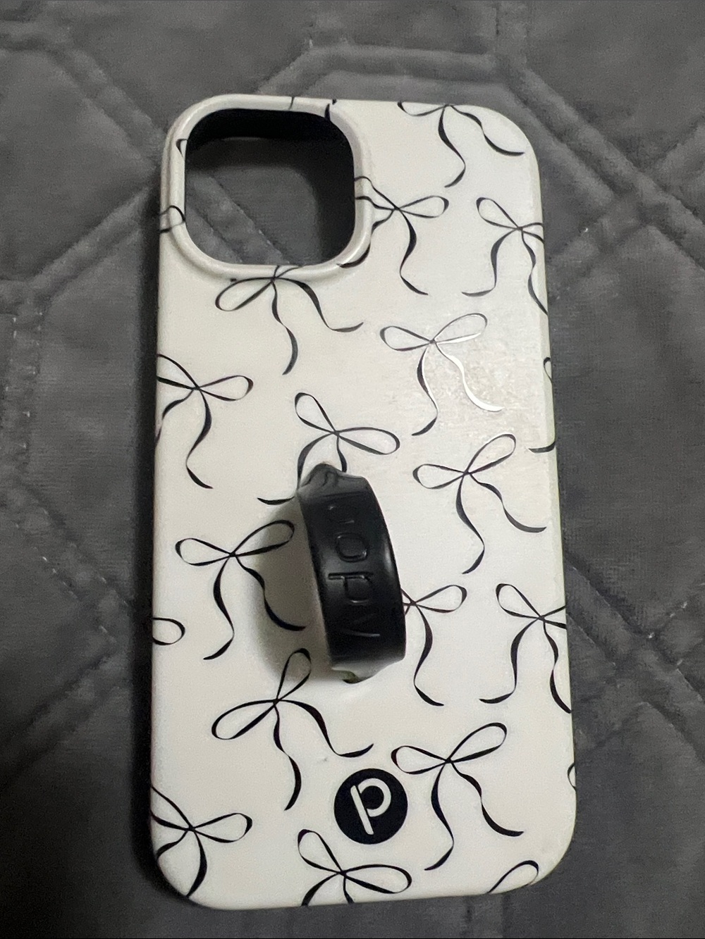 iPhone 15 Pro Loopy case